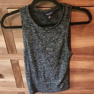 Aeropostale Fitted Gray and Black Crop Tank Top